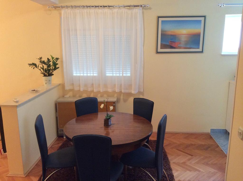 Apartment Satus Podstrana Exterior foto
