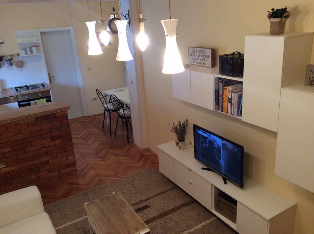 Apartment Satus Podstrana Exterior foto